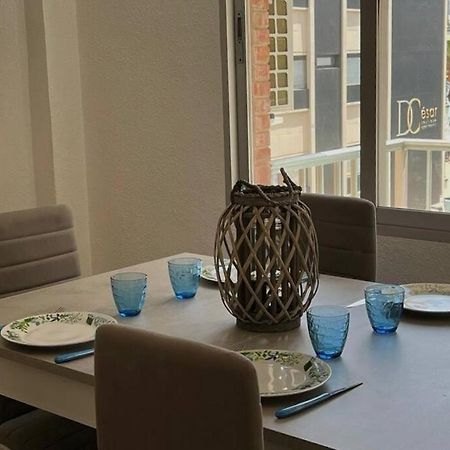 Apartamento Centrico Y En Primera Linea De Playa Apartment Benidorm Ngoại thất bức ảnh