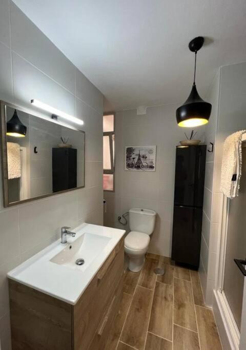 Apartamento Centrico Y En Primera Linea De Playa Apartment Benidorm Ngoại thất bức ảnh