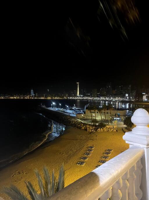 Apartamento Centrico Y En Primera Linea De Playa Apartment Benidorm Ngoại thất bức ảnh