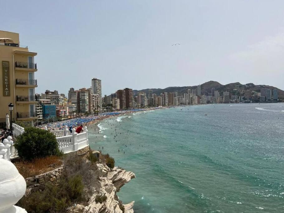 Apartamento Centrico Y En Primera Linea De Playa Apartment Benidorm Ngoại thất bức ảnh